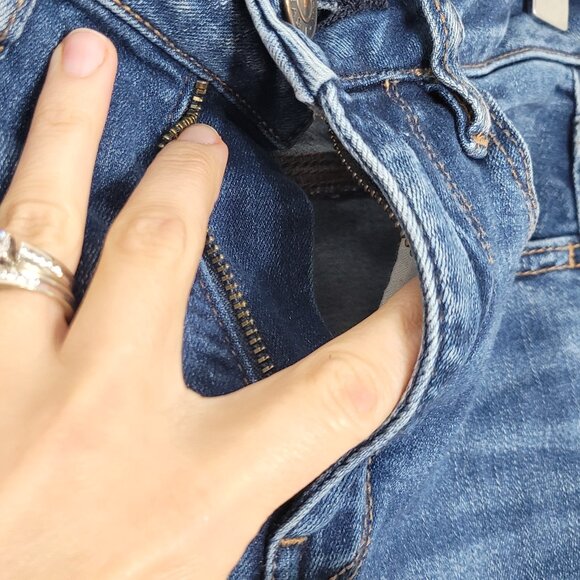 American Eagle Women's Blue High Rise Front Zipper Casual Denim Skinny Jean - Picture 5 of 12